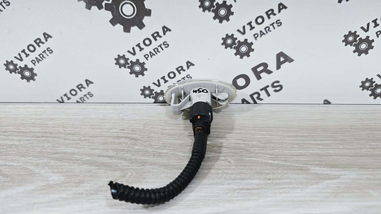 Повторитель поворота Citroen C-Crosser EP 4HN
