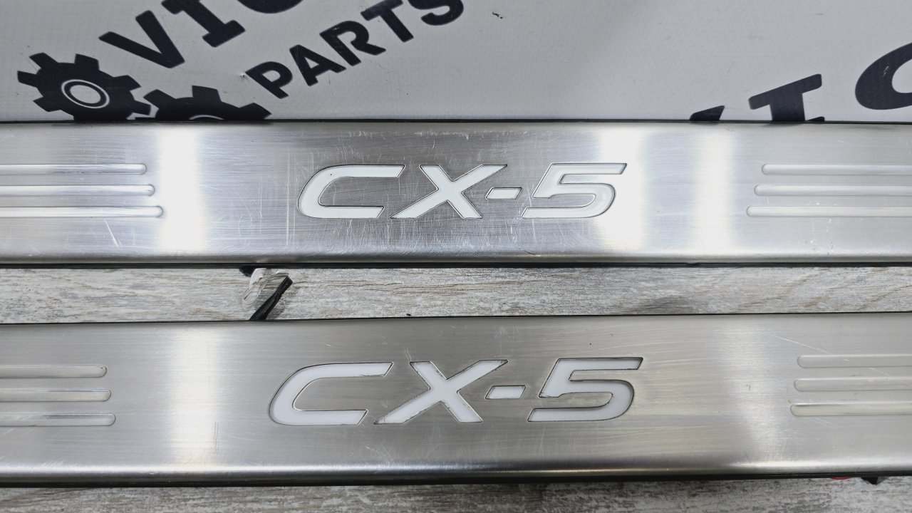 Накладка порога CX-5 2012 KE SH