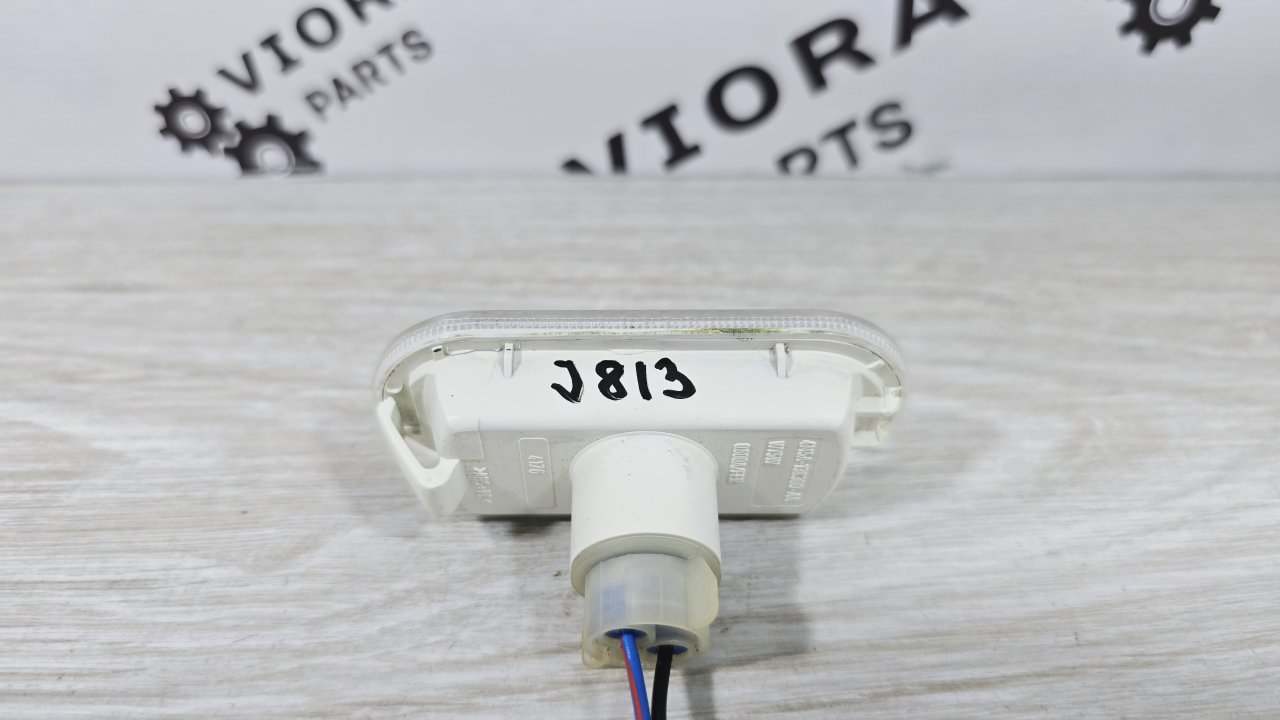 Повторитель поворота Ford Fusion JU FXJA Повторитель поворота Ford Fusion JU FXJA