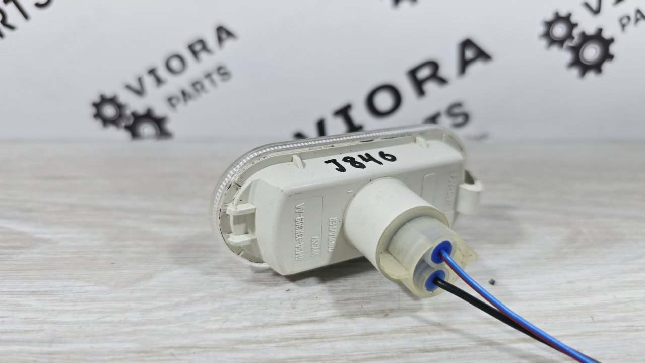 Повторитель поворота Fusion 2009 JU FYJA