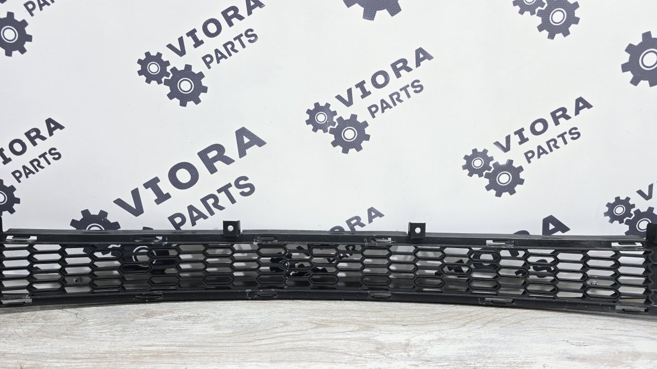 Решетка в бампер передняя Ceed 2014 JD D4FB