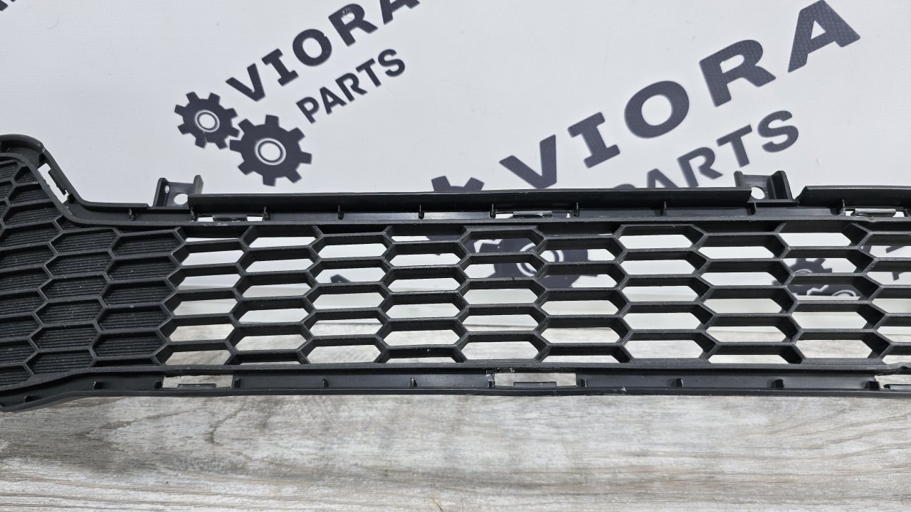 Решетка в бампер передняя Ceed 2014 JD D4FB