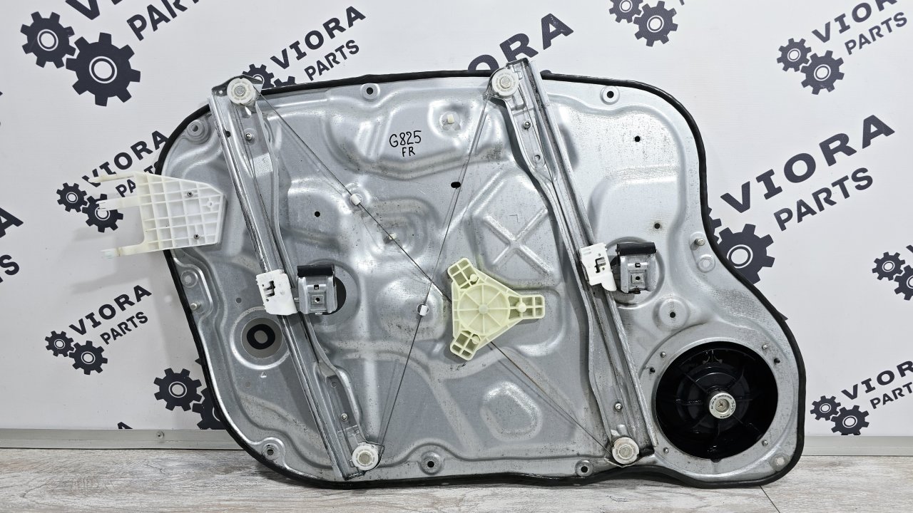 Стеклоподъемник передний правый KIA Ceed ED G4FC Стеклоподъемник передний правый KIA Ceed ED G4FC