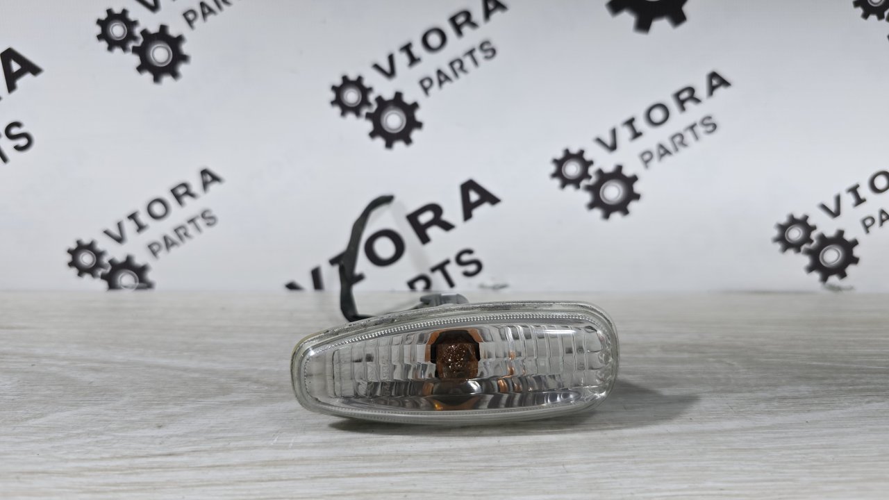 Повторитель поворота KIA Ceed 2010 ED G4FC 923033L100 контрактная