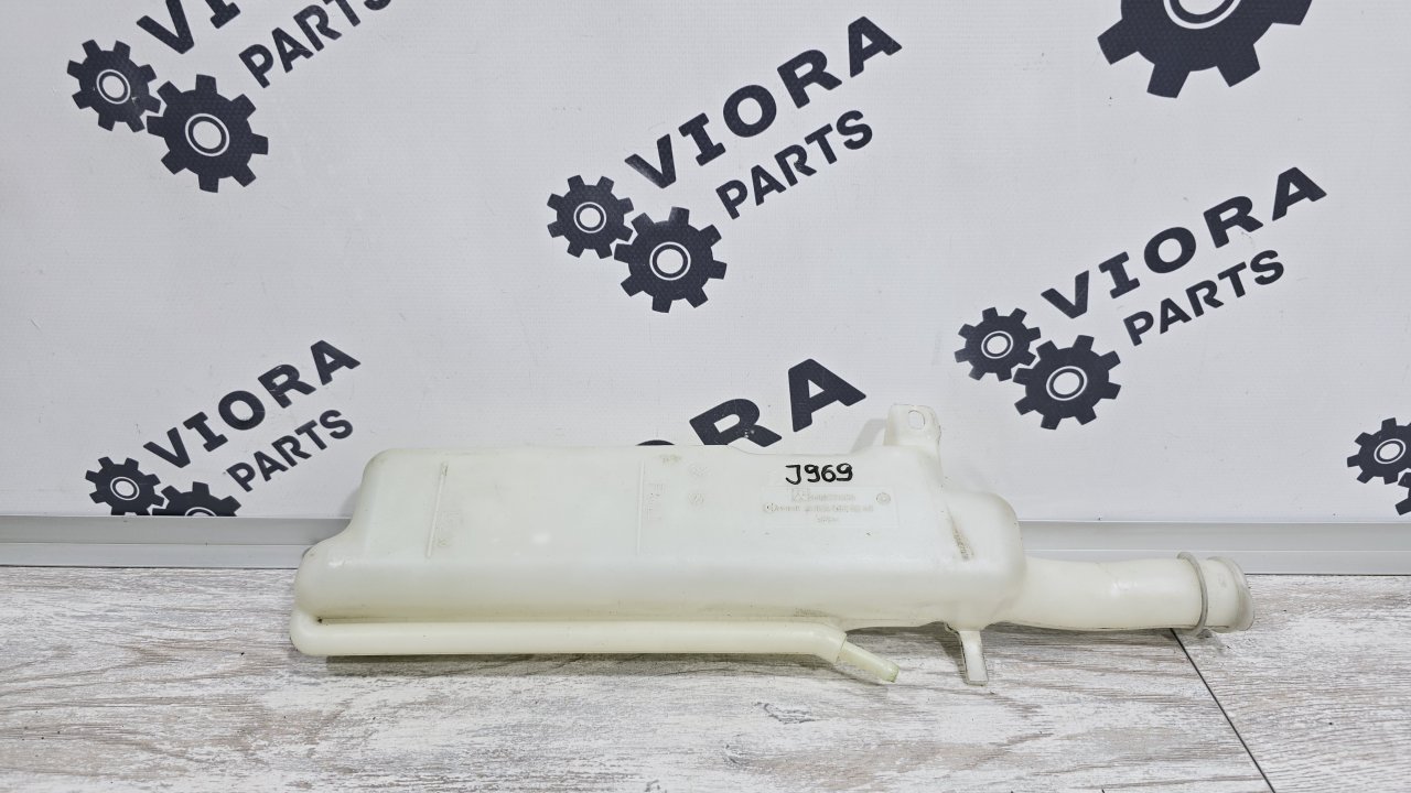 Бачок расширительный Mitsubishi Colt 2007 Z3 4A90 MN130400 контрактная