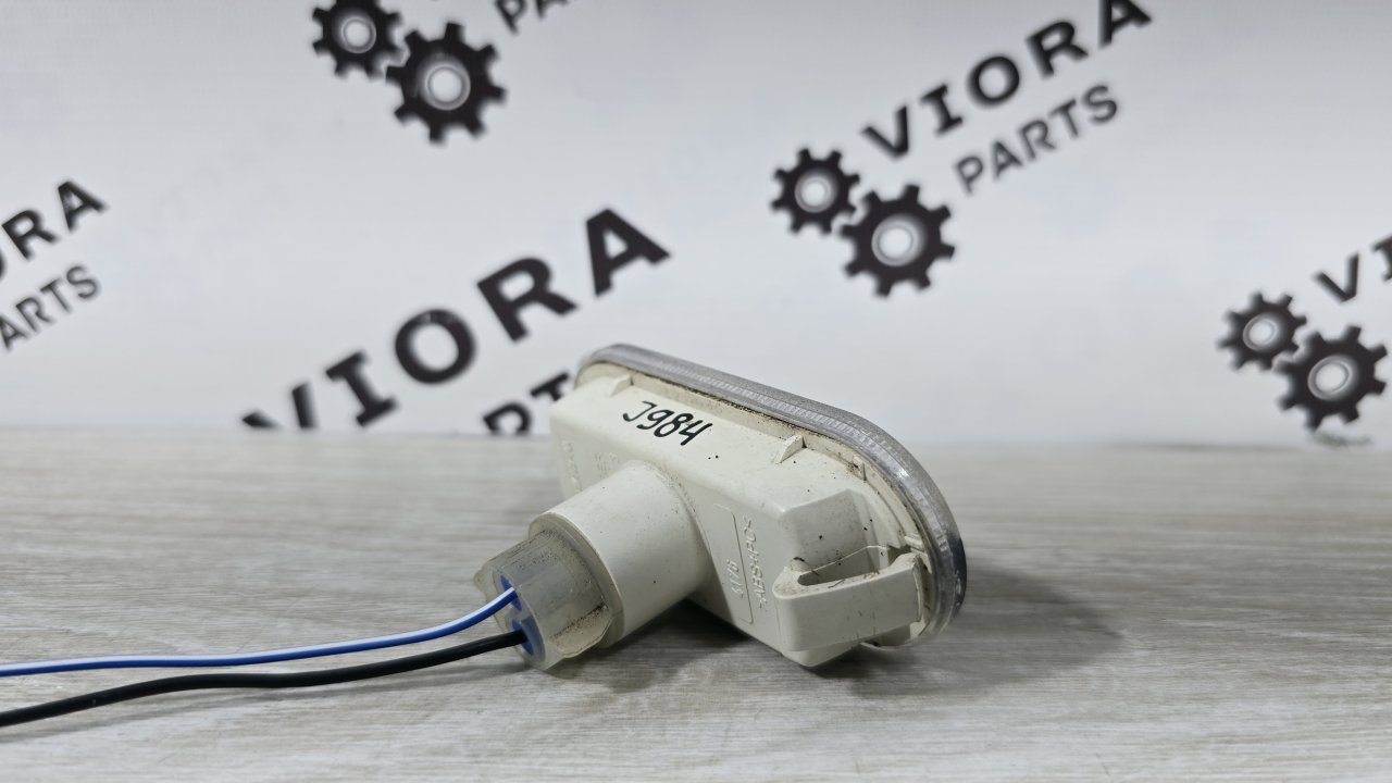 Повторитель поворота Fusion 2011 JU FXJC