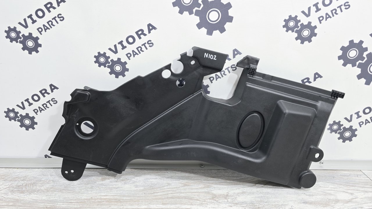 Накладка замка капота правая Toyota Avensis 2008 T250 1ZZFE 5379505010 контрактная