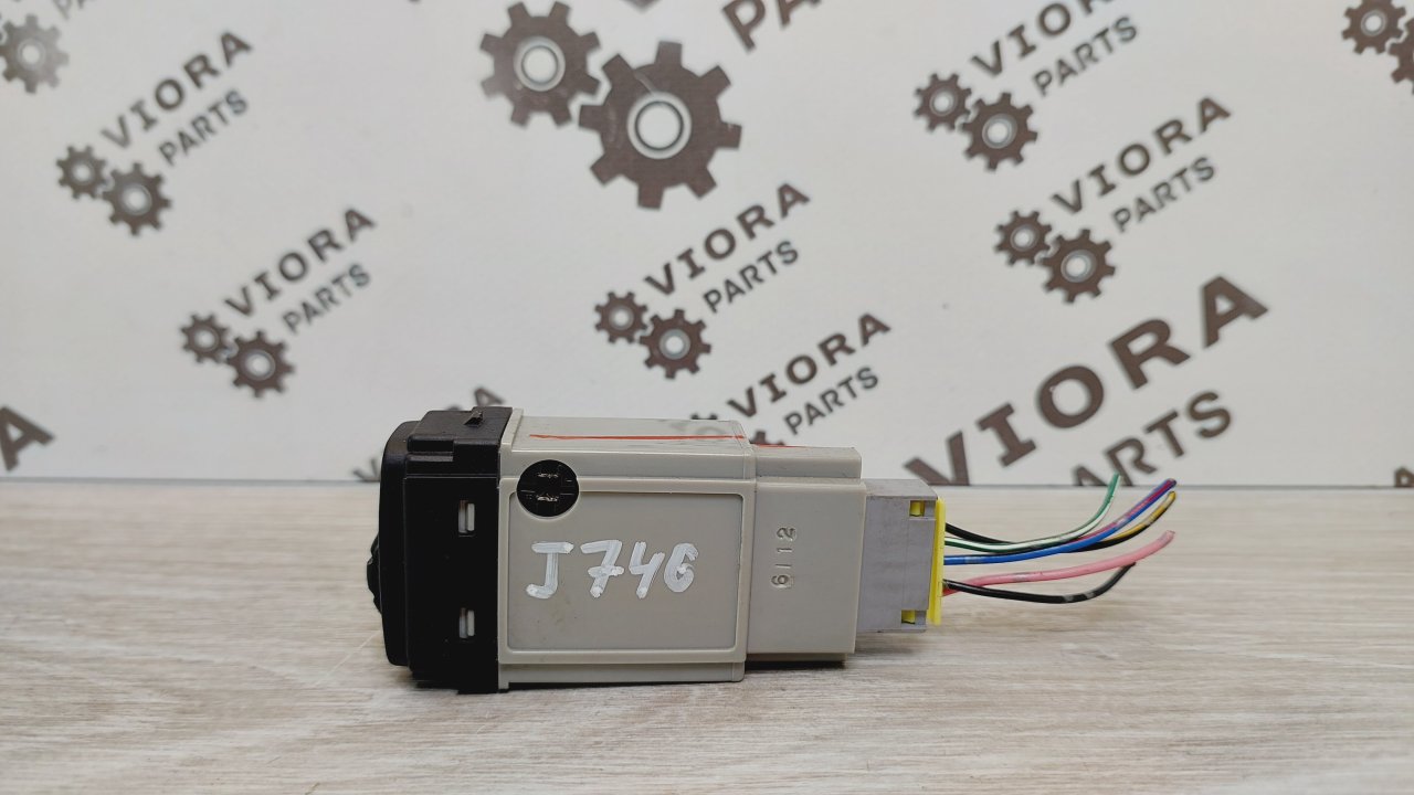 Кнопка корректора фар Lancer 9 2007 CS3A 1.6 4G18