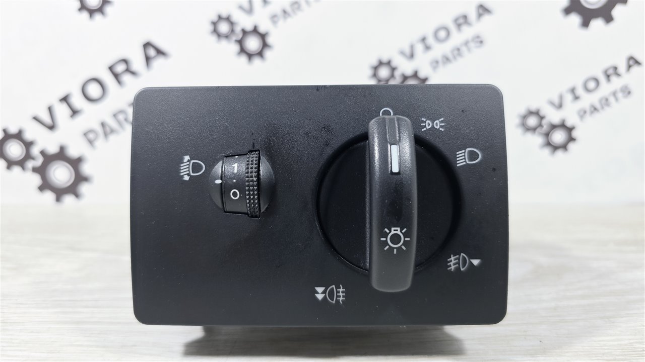 Переключатель света Fusion 2007 JU FYJA