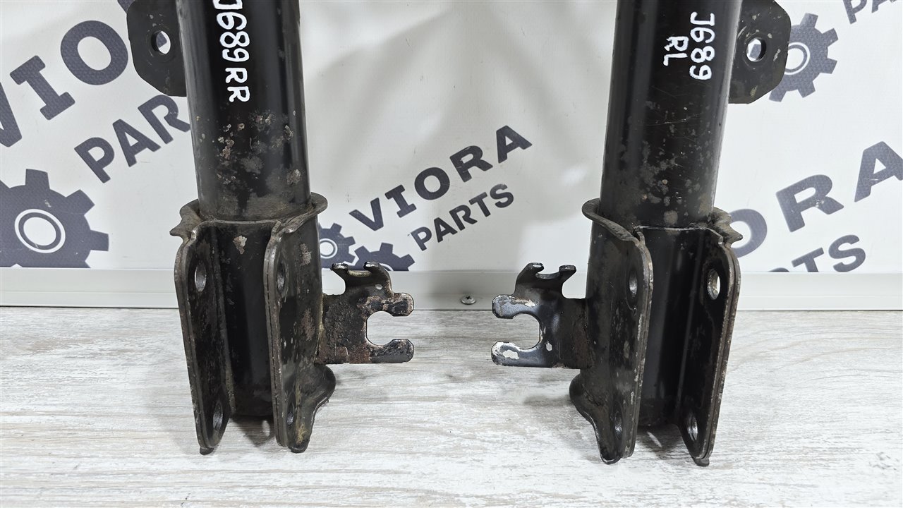 Амортизаторы комплект пробег 40к передние Lacetti 2007 J200 F16D3