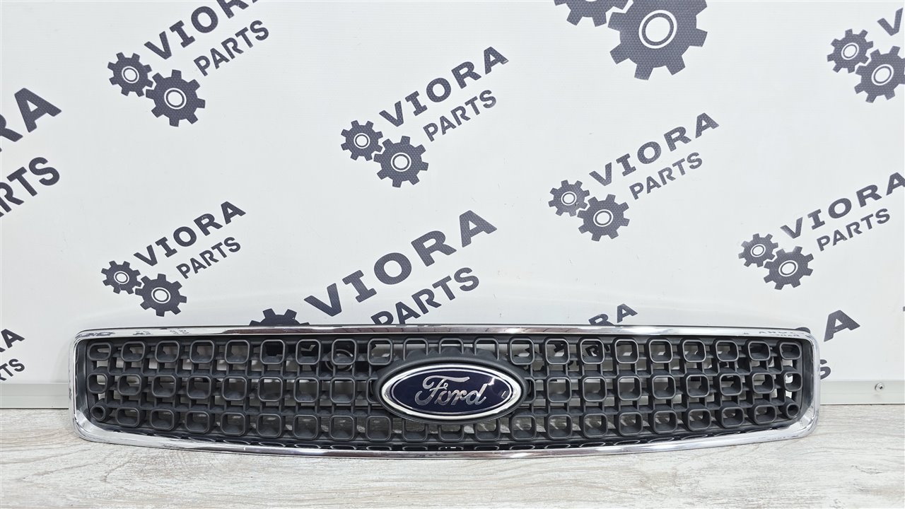 Решетка радиатора Ford Fusion 2012 JU FXJC 1530207 контрактная