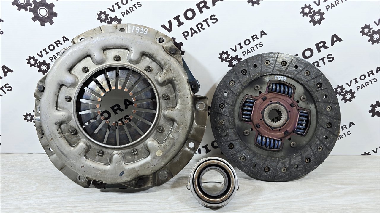 Сцепление пробег 50к Lancer 9 2005 CS3W 4G18