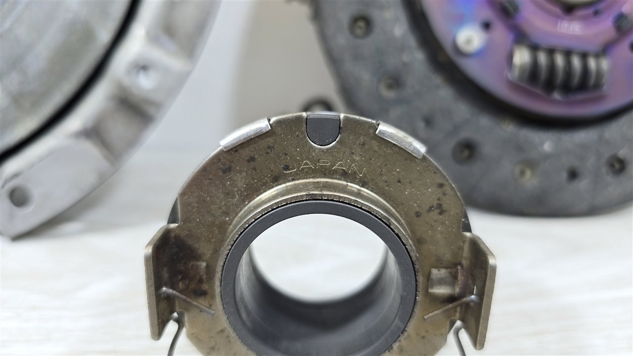 Сцепление пробег 50к Lancer 9 2005 CS3W 4G18