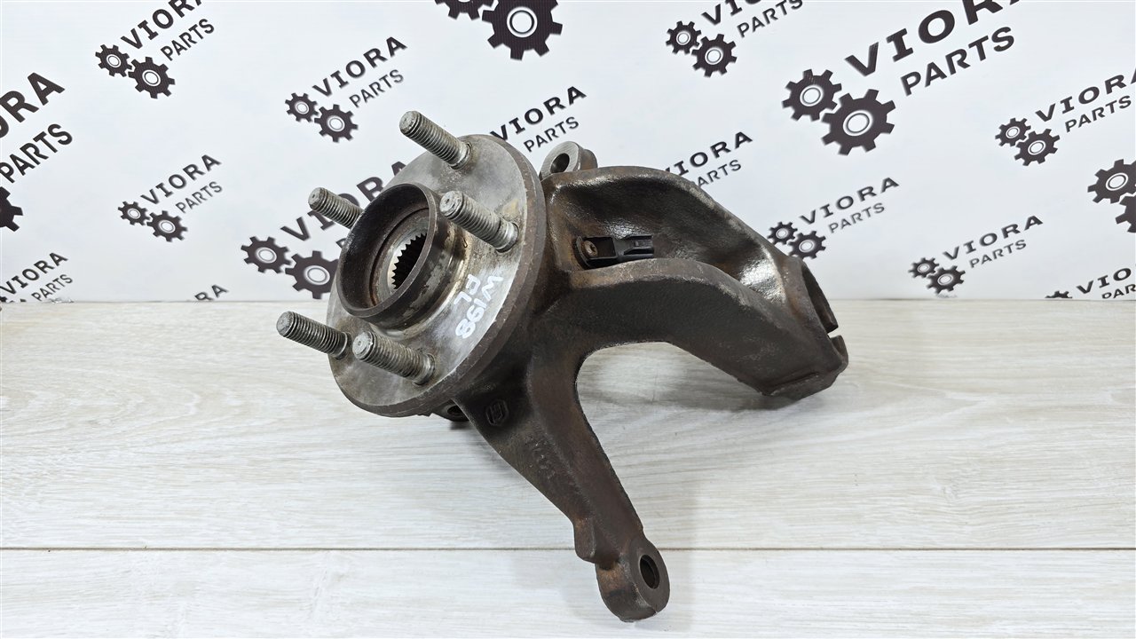 Кулак поворотный пробег 30к передний левый Ford Mondeo 3 CJBB
