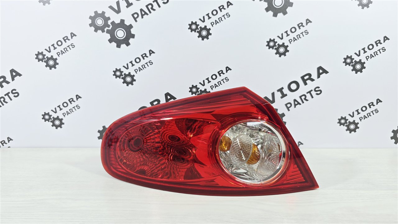 Фонарь задний левый Chevrolet Lacetti 2007 J200 F16D3 96387724 контрактная