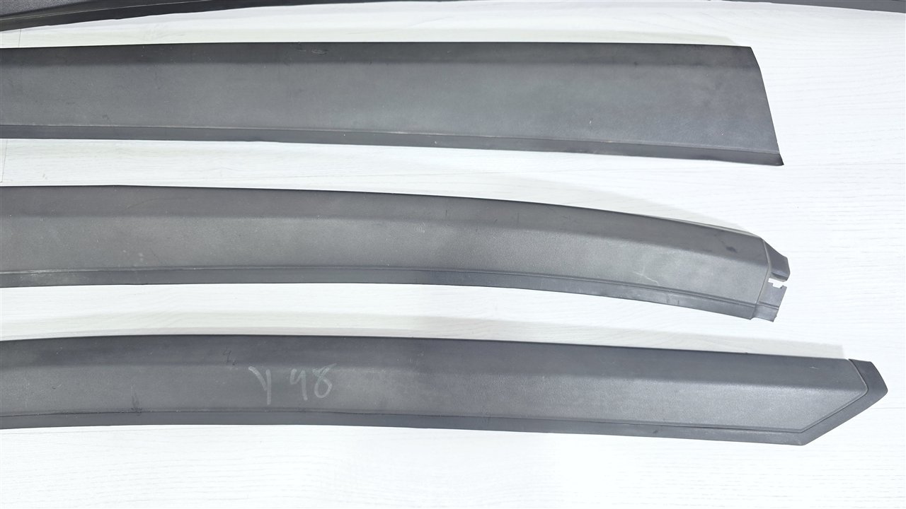 Молдинги накладки крыши Caliber 2006 PM ECN