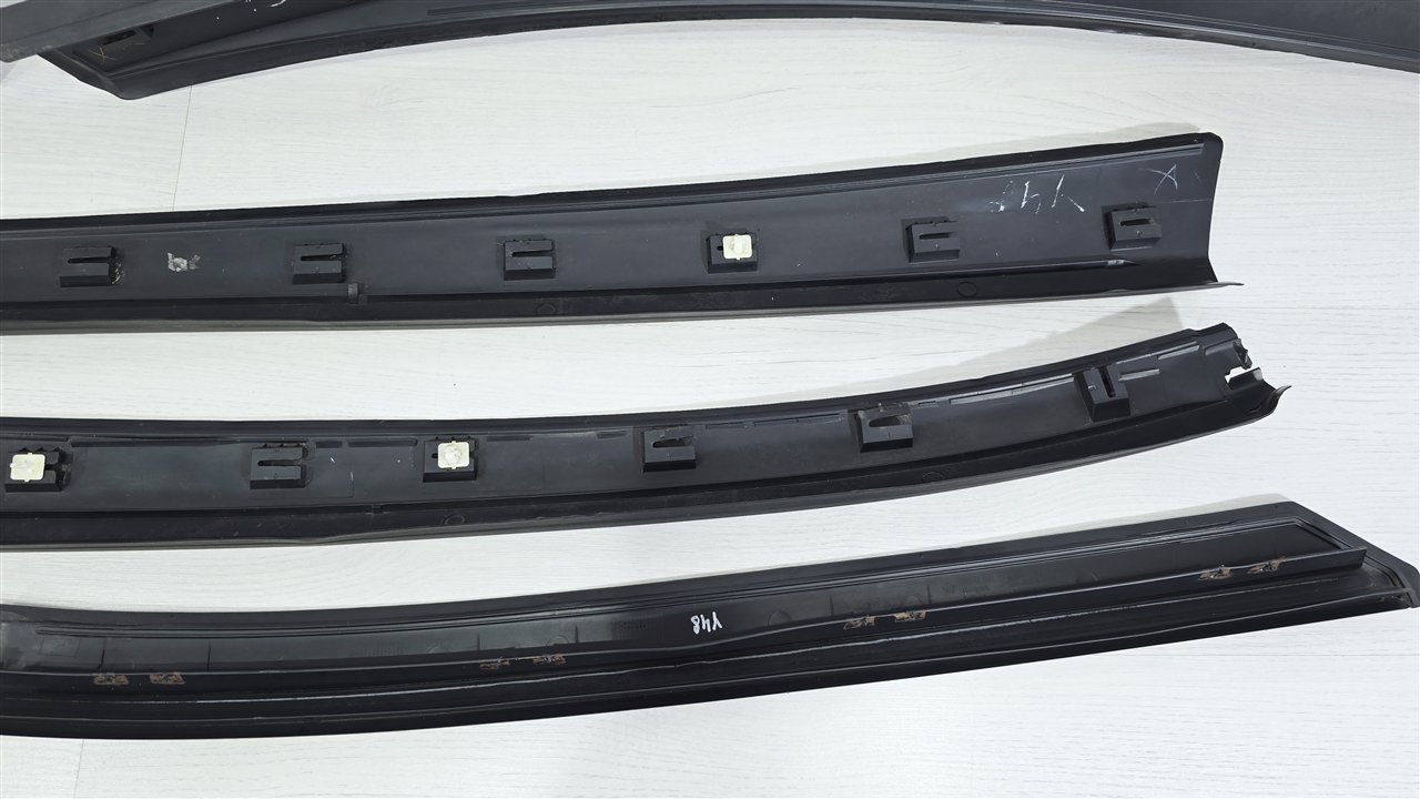 Молдинги накладки крыши Caliber 2006 PM ECN