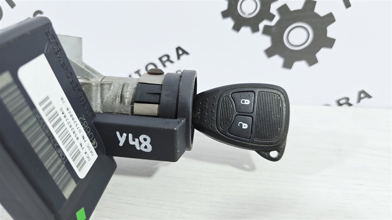 Замок зажигания Dodge Caliber PM ECN