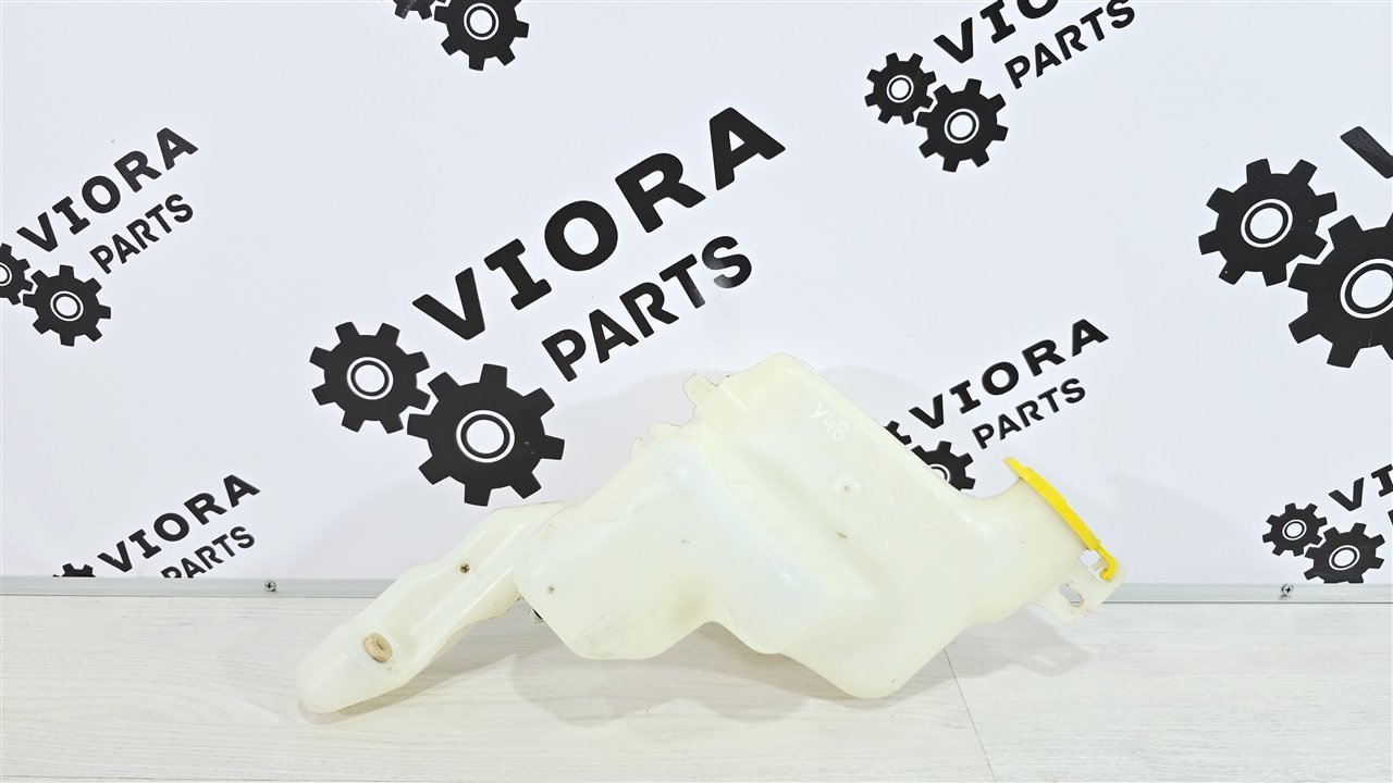 Бачок омывателя лобового стекла Dodge Caliber 2006 PM ECN 5189350AA контрактная