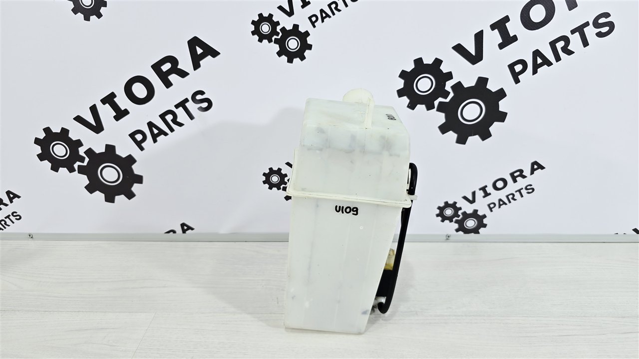 Бачок омывателя лобового стекла Lacetti 2007 J200 F16D3 Бачок омывателя лобового стекла Lacetti 2007 J200 F16D3