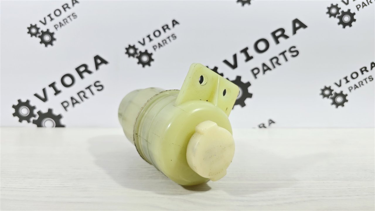 Бачок гидроусилителя руля Lancer 9 2007 CS3W 4G18