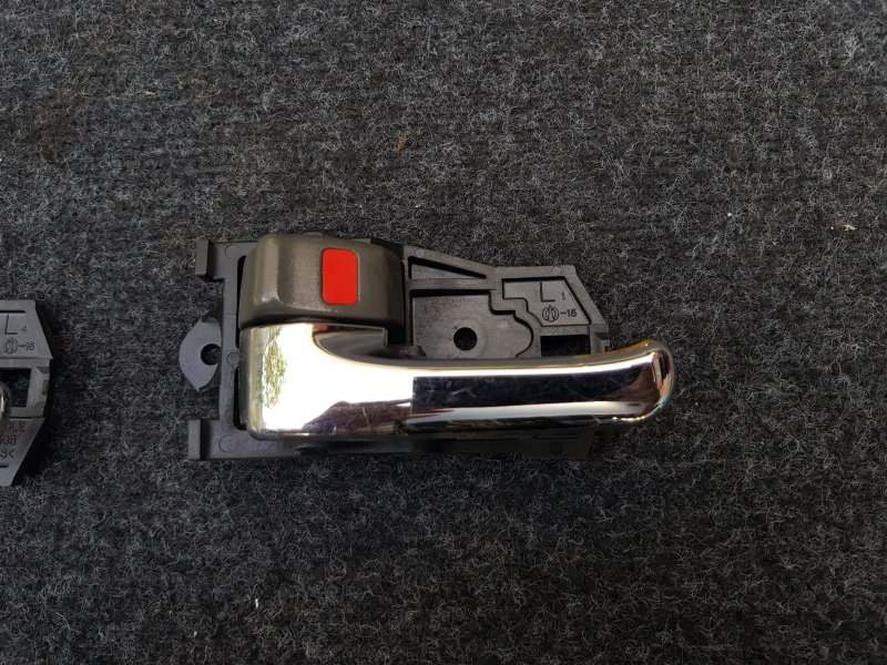 Ручка двери внутренняя задняя левая toyota chaser 1997 jzx100 69206-22080-E0 контрактная