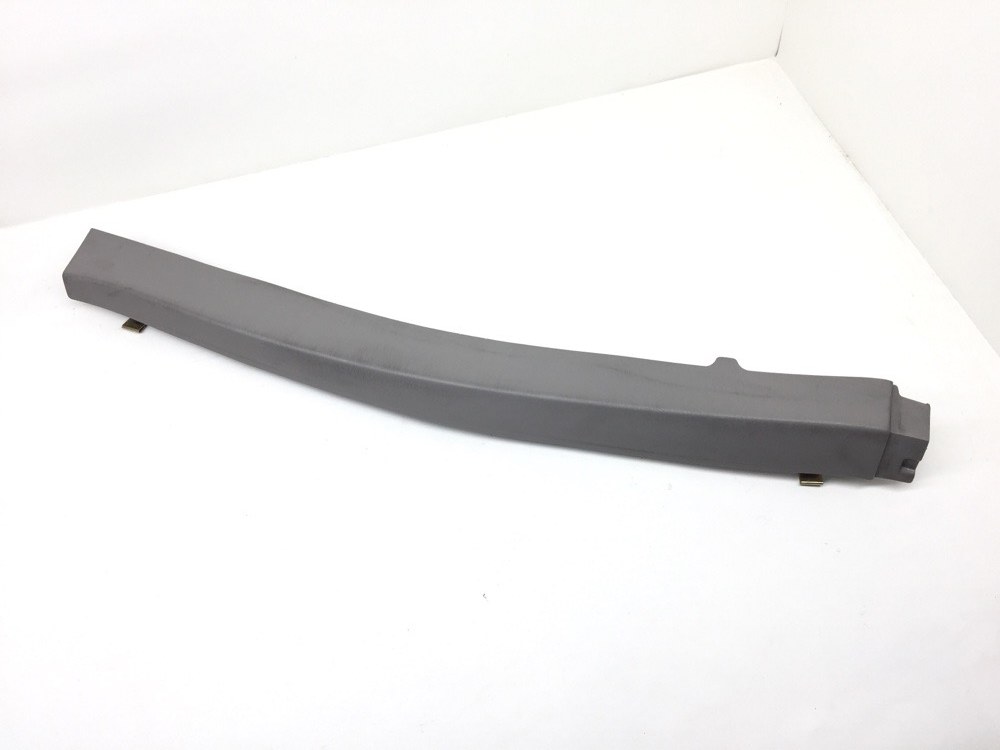 Пластик салона задний правый Toyota aristo JZS160 2JZ-GE Пластик салона задний правый Toyota aristo JZS160 2JZ-GE