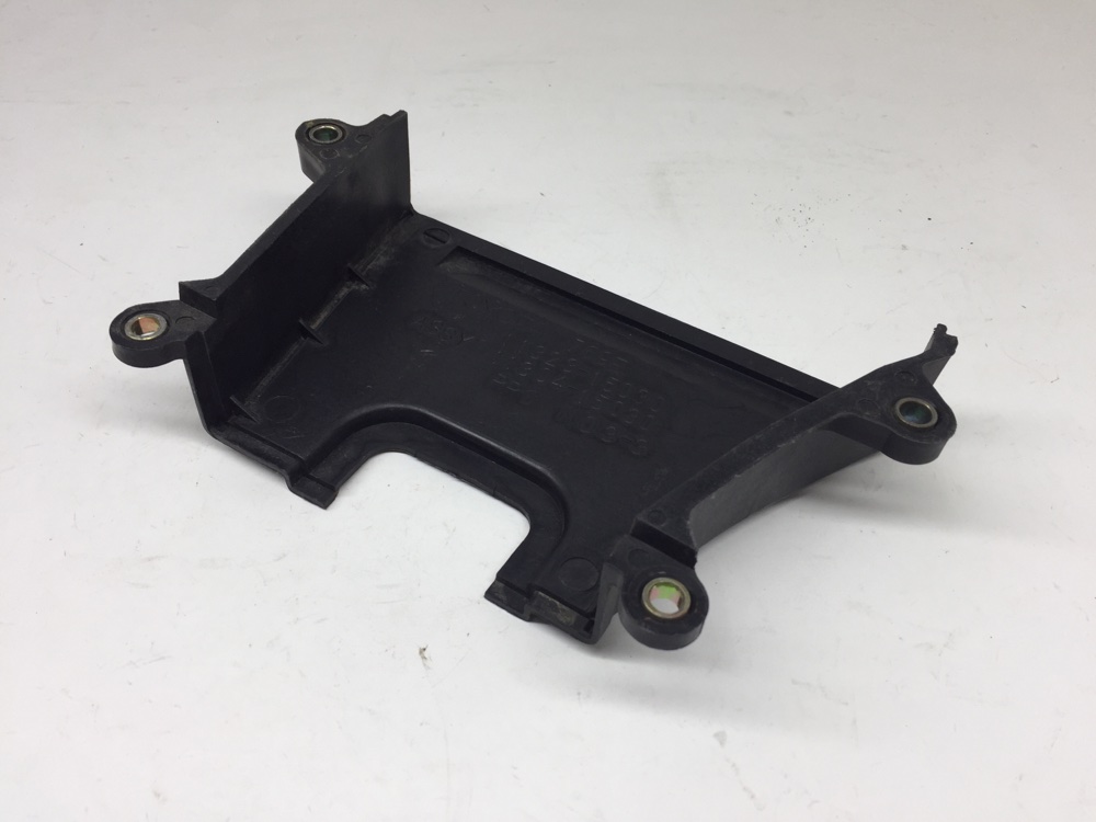 Кожух ГРМ Toyota spacio AE111 4A-FE Кожух ГРМ Toyota spacio AE111 4A-FE