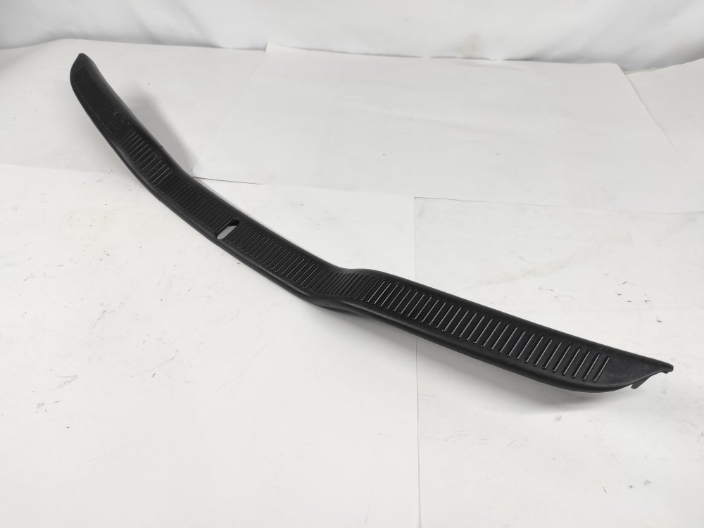 Накладка замка багажника soarer 1994 JZZ30 1JZ-GTE Накладка замка багажника soarer 1994 JZZ30 1JZ-GTE