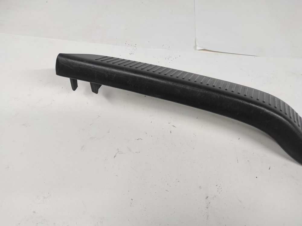 Накладка замка багажника soarer 1994 JZZ30 1JZ-GTE Накладка замка багажника soarer 1994 JZZ30 1JZ-GTE