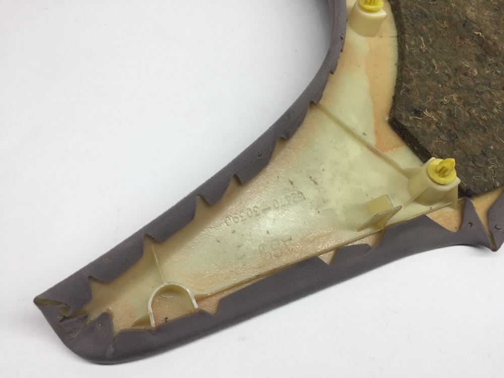 Накладка на стойку кузова задняя правая aristo 1997 JZS160 2JZ-GE