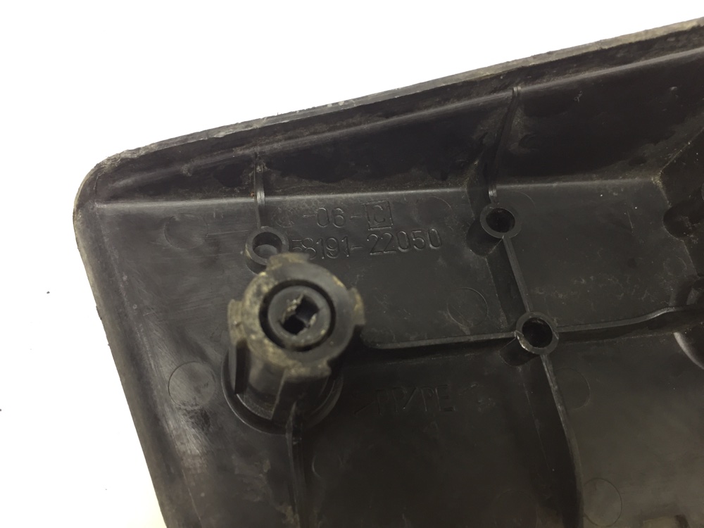 Подставка под ногу chaser 1997 GX100 1G-FE