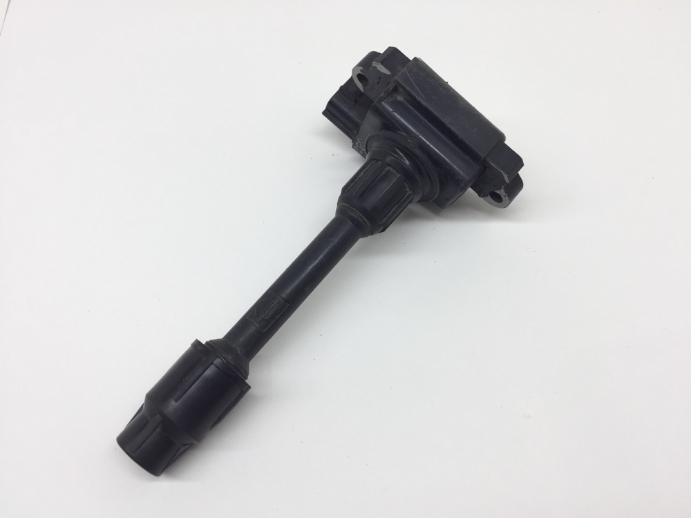 Катушка зажигания NISSAN CEFIRO 2000 A32 VQ30 2244831U06 контрактная