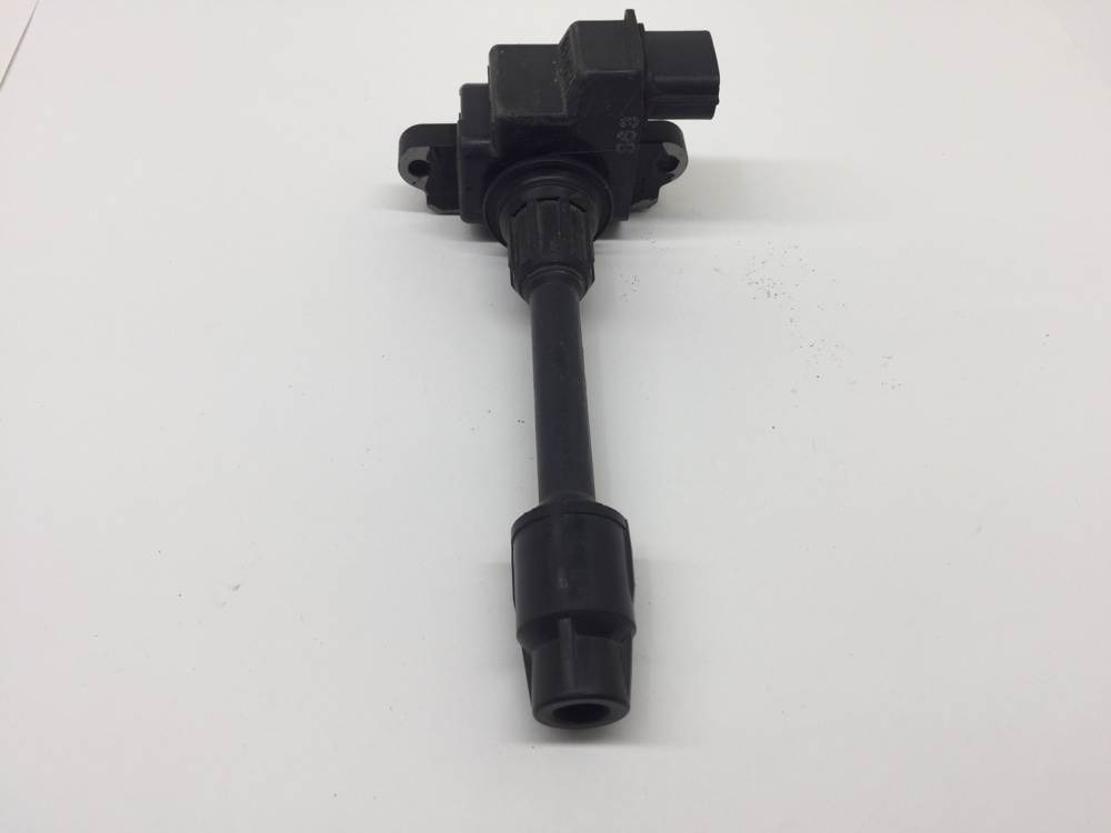 Катушка зажигания CEFIRO 2000 A32 VQ30