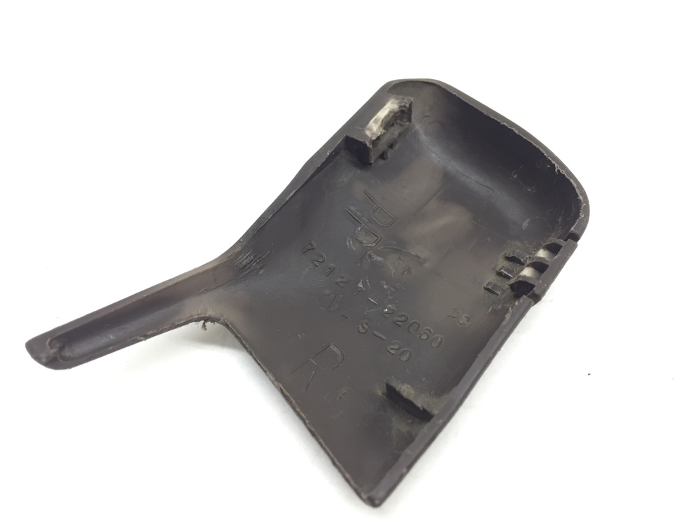 Заглушка полозьев сиденья правая mark2 1993 GX90 1G-FE Заглушка полозьев сиденья правая mark2 1993 GX90 1G-FE