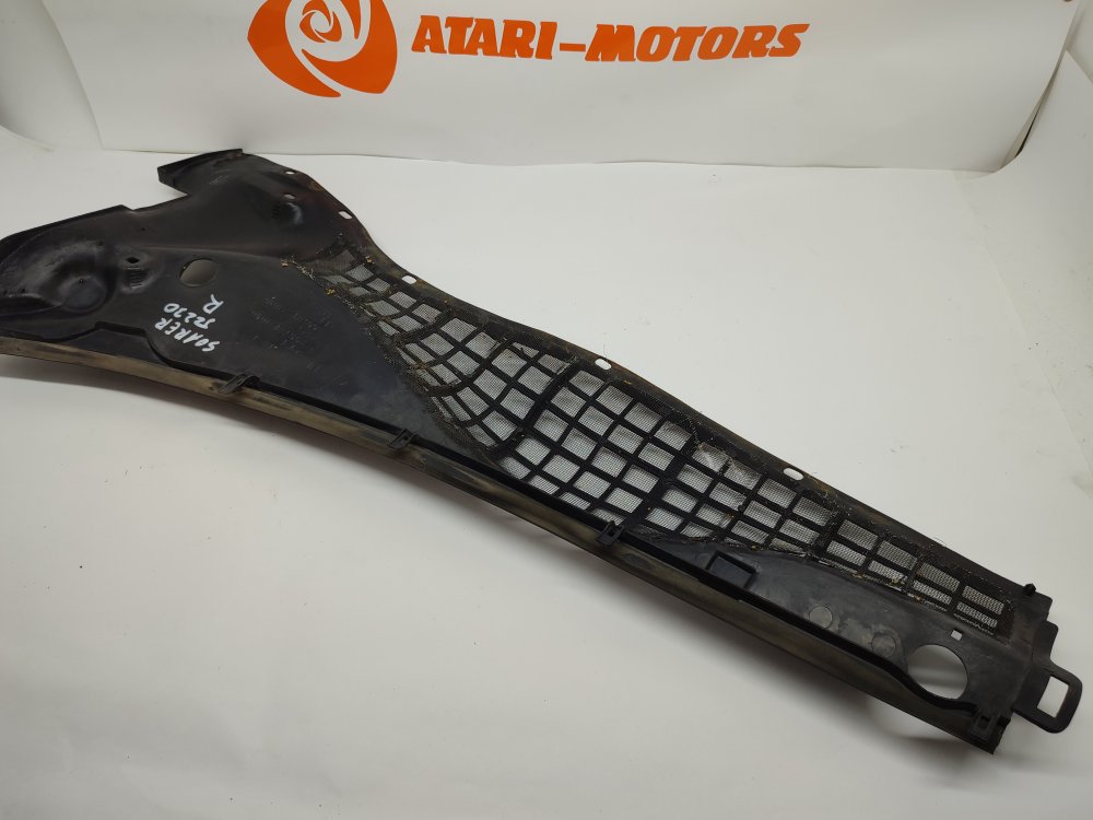 Решетка под лобовое стекло правая SOARER 1996 JZZ30 1JZGTE
