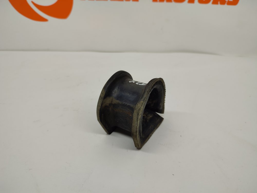 Подушка крепления рулевой рейки mark2 1996 JZX93 1JZGE