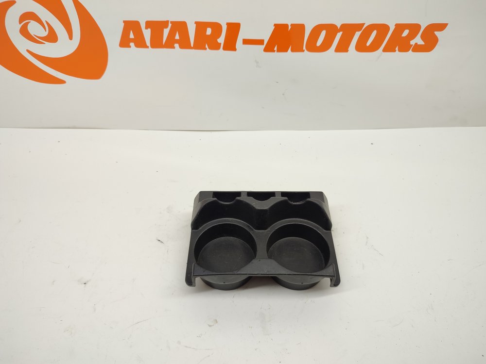 Подстаканник Toyota Mark 2 1996 GX90 1GFE 55618-22030 контрактная