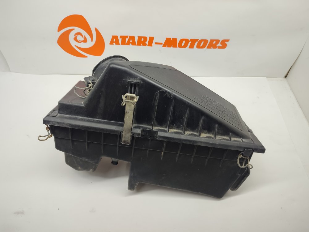 Корпус воздушного фильтра Ford MONDEO 9005953 контрактная