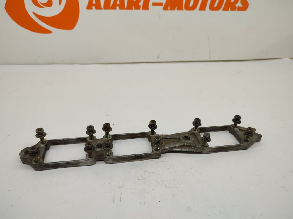 Крепление катушки зажигания SKYLINE 1999 R34 RB26DETT