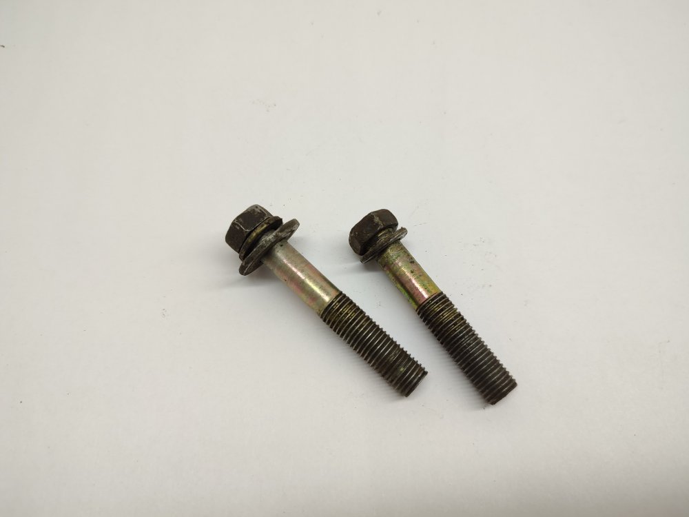 Болт крепления стартера TOYOTA MARK2 1996 GX90 1GFE 90099-00907 контрактная
