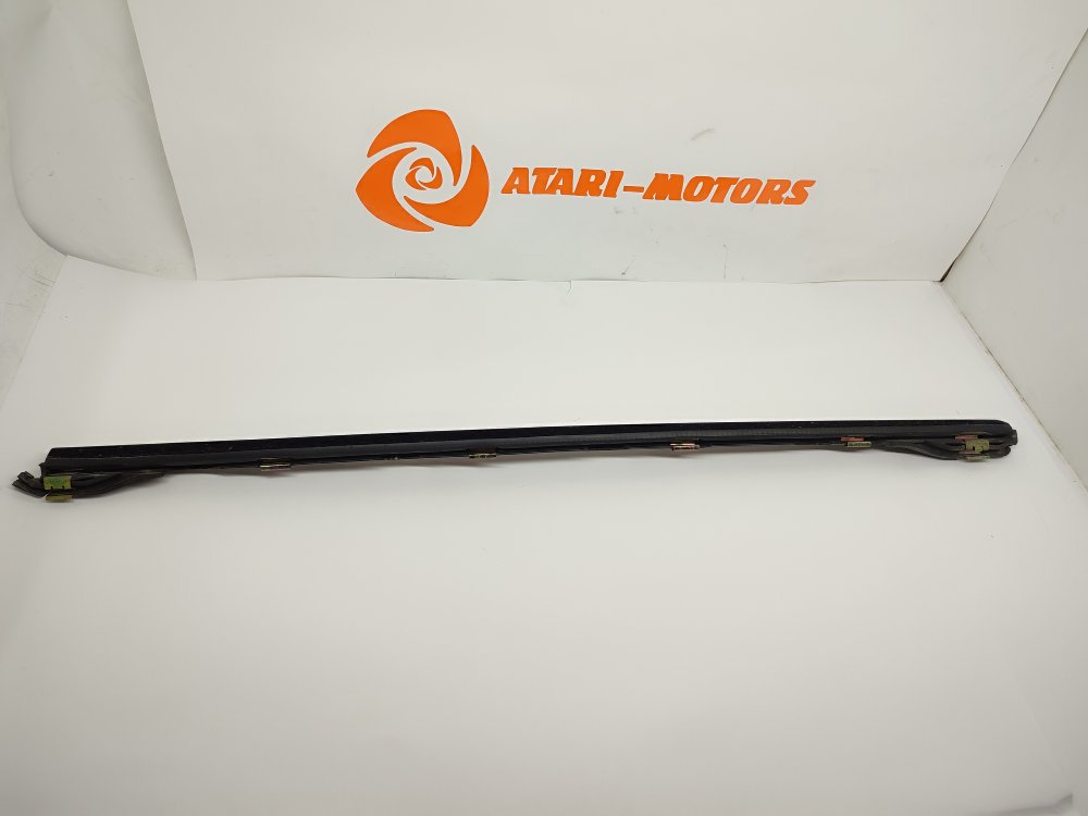 Молдинг стекла передний левый TOYOTA SOARER 1996 JZZ30 1JZGTE 6822024040 контрактная