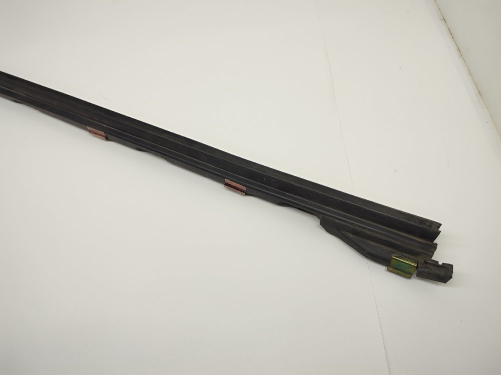 Молдинг стекла передний левый SOARER 1996 JZZ30 1JZGTE