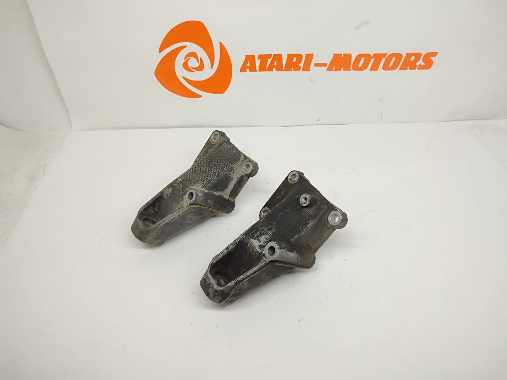 Кронштейн двигателя soarer 1993 jzz30 1JZGTE