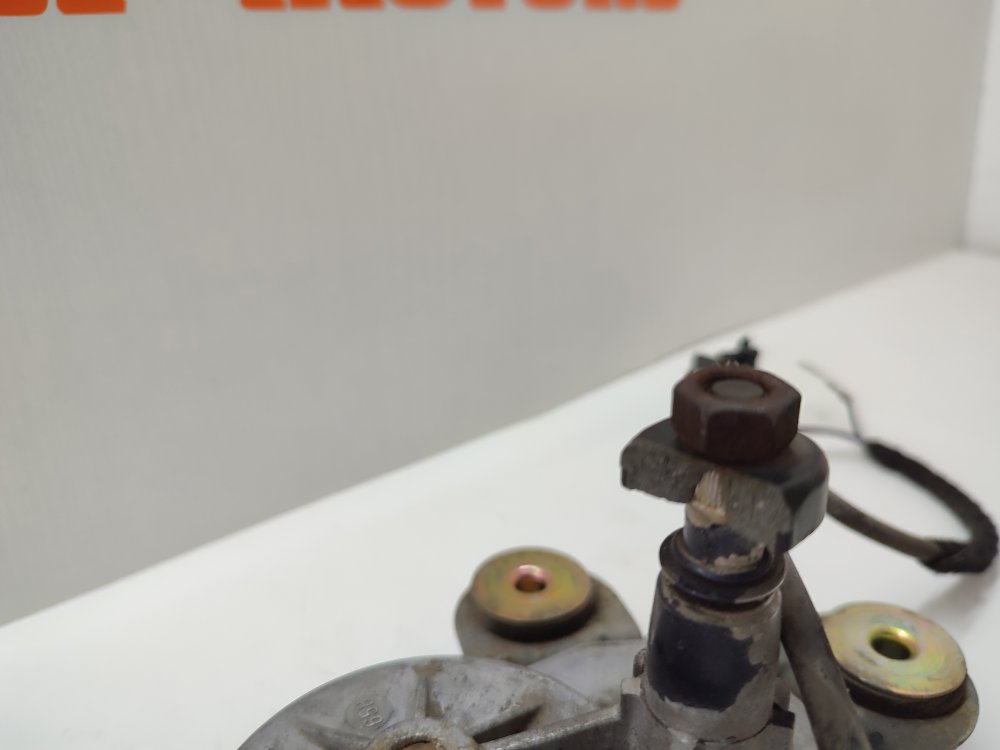 Мотор дворников MONDEO 1998 1.6L Zetec-E EFI (90PS)