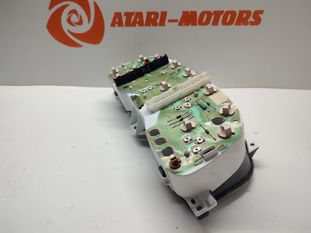 Панель приборов MONDEO 1998 1.6L Zetec-E EFI (90PS)