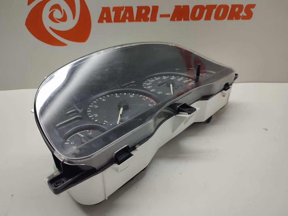 Панель приборов MONDEO 1998 1.6L Zetec-E EFI (90PS)