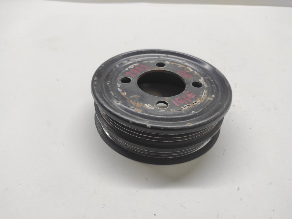 Шкив помпы TOYOTA CHASER GX90 1GFE