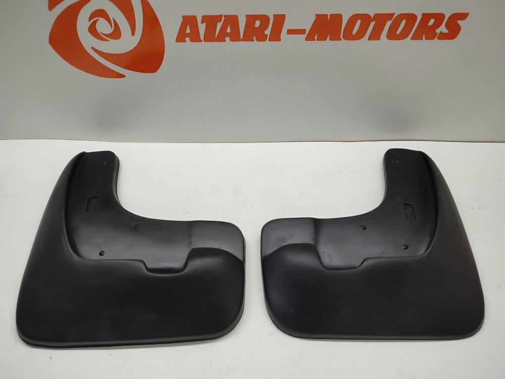 Брызговик передний JUKE 2011 Брызговик передний JUKE 2011