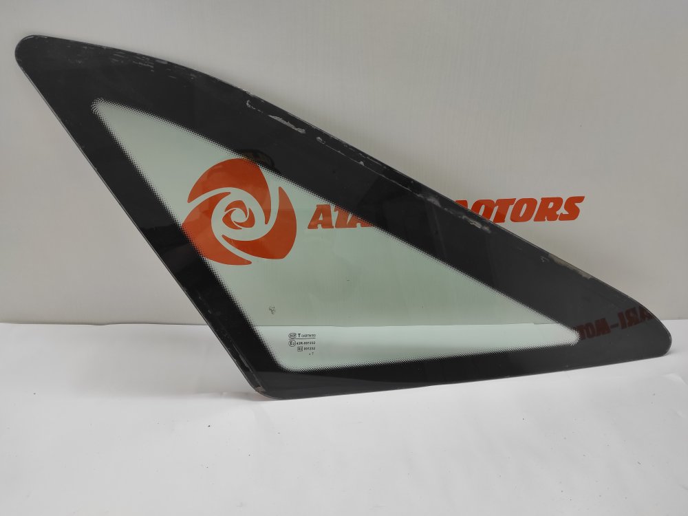 Форточка кузова задняя левая 21125403053 контрактная